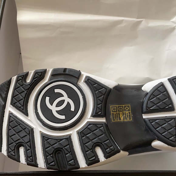 Chanel Sneakers - Picture 4 of 4